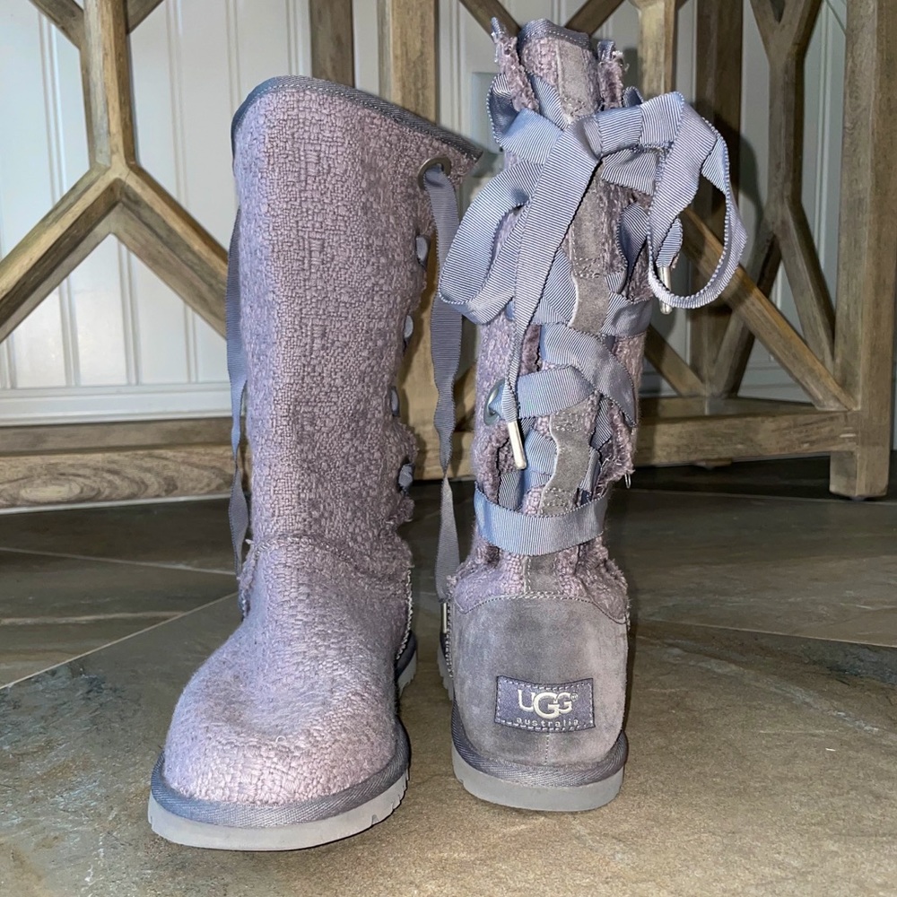 UGG Heirloom Lace Up Night Purple